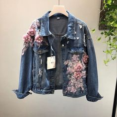 Embroidered Beaded Pink Hole Denim Short Jacket Tops Womens 3D Flower Jeans Coat | eBay Denim Jacket Diy, Autumn Jeans, Embroidery Jeans Jacket, Diy Denim Jacket, Flower Jeans, Moda Denim, Mode Hippie, Denim Jacket Fashion, Embroidered Denim Jacket