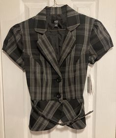 AGB Plaid Short Sleeve Blazer Jacket Size 4 NWT. Length 22in Pit to pit 16in T68 Fitted Short Sleeve Fall Blazer, Fitted Short Sleeve Blazer For Fall, Fall Short Sleeve Blazer With Button Closure, Tyler Moore, Oc Outfits, Boho Lifestyle, Oc Inspo, Pretty Clothes, 2024 Fashion