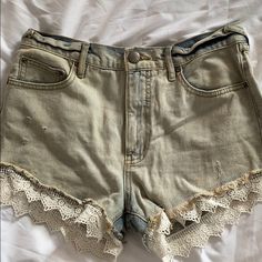 Higher Waist Distressed Wash Never Worn Free People Shorts, Eyelet Lace, Jean Shorts, Free People, Color Blue, Blue Color, High Waisted, Womens Shorts, Lace