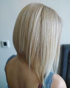 45 Graduated Bob Haircuts Trending for 2023 45 Degree Haircut, Reverse Bob Haircut, Degree Haircut, Bob Haircut Medium Length