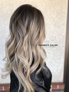 Jessica Stockstill Hair, Vanilla Blonde Balayage On Dark Hair, Root Melt Bronde Balayage, Brown Roots With Blonde Hair Balayage, Full Balayage Brunettes Blondes, Blind Balayage Hair, Blonde Baylage Hair On Brown Hair, Dark On Top Blonde On Bottom Hair, Root Melt Blonde With Money Piece