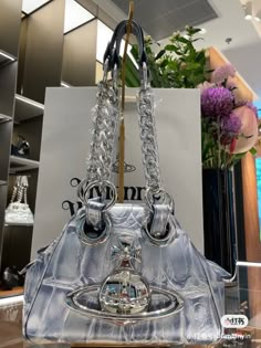 Italian Outfits Women, Vivienne Westwood Purse, Luxury Bags Collection, Image Swag, Luxury Purses