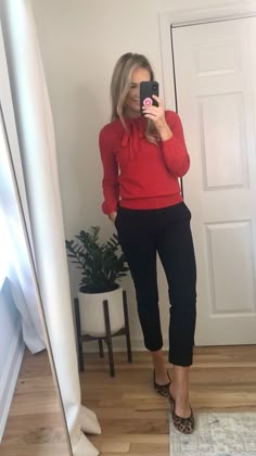 Office Outfits With Red Shoes, Knit Sweater Business Outfit, Office Flats Outfit, Business Casual Outfits Flat Shoes, Flat Work Shoes Women Outfit, Office Outfit Flat Shoes, Office Outfits Women With Flats, Business Casual With Flats Work Outfits, Work Outfits Women Flats