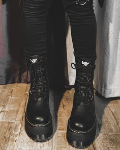 Shoe Reference, Gothic Boots, Doc Martens Boots, Xmas List, Style Steal, Black Veil, Shoes Booties