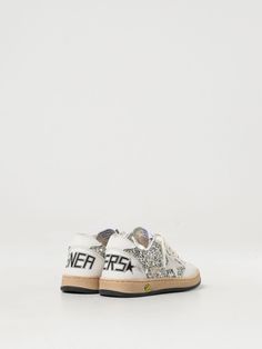 Sneakers GOLDEN GOOSE Kids color White Goose Sneakers, Golden Goose Sneakers, Kids Sneakers, Golden Goose, New Kids, Coloring For Kids, Boys Shoes, Kid Shoes, Baskets