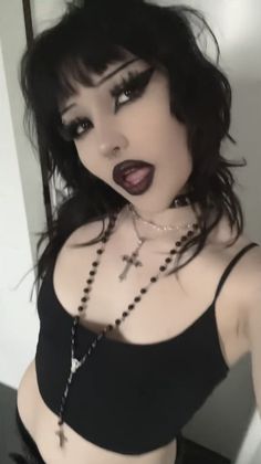 Goth Outfit Ideas, Punk Makeup, Summer Goth, Alt Makeup, Cool Makeup Looks