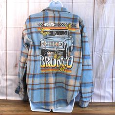 Ford Women's Xs Heavy Flannel Botton Down Bronco Shirt Jacket Nwot Bronco Shirt, Bleached Flannels, Flannel Shirt Refashion, Bleached Flannel Shirt, Bleached Flannel, Clothing Upcycle, Fall Flannel, Vintage Tee Shirts, Fall Craft