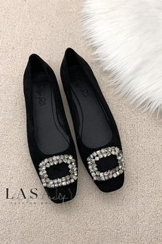 Lasaky - Classy Evening Ensemble: Womens Black Pointed-Toe Flats paired with Skirts for an Elegant Look Shoes Dressing, Black Pointed Toe Flats, Dressing Style, Pointed Toe Flats, Low Heels, Evening Wear, Fashion Boutique, Black Shoes, Heel Height