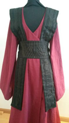 Fantasy Dress Goddesses, Star Trek Fashion, Elven Dress, Warrior Outfit, Clothes Reference