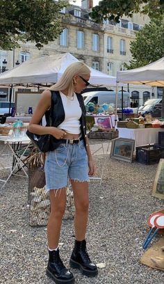 Mode Coachella, Pakaian Hipster, Skandinavian Fashion, Bandeau Tops, Looks Party, Tomboy Outfits, Looks Street Style, Festival Looks