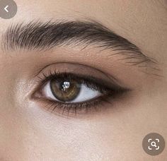 Bentuk Alis, Eyeliner Tips, Dark Eyeshadow, Smink Inspiration, Makijaż Smokey Eye, Makeup Guide, Trendy Makeup, Natural Eyes, Natural Eye Makeup