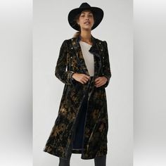 Questions? Leave A Comment Below! This Stunning Free People Long Duster Coat In Xs Is A Must-Have For Any Fashion-Forward Woman. The Luxurious Velvet Outer Shell Is Adorned With A Gorgeous Floral Pattern In Black And Gold, Perfect For Adding A Touch Of Elegance To Any Outfit. The Sweater-Style Design And Long Length Make It Ideal For Keeping Warm And Stylish During The Colder Months. With A Theme Of Metal And A Unique Style, This Coat Is Sure To Turn Heads. Don't Miss Out On This Nwot Piece From Long Duster Coat, Velvet Duster, Free People Aesthetic, Printed Denim Jacket, Long Duster, Velvet Coat, Free People Jacket, Amazon Women, Contrast Trim