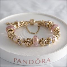 Pandora Bracelet Charms Ideas, Pandora Bracelet Designs, Pandora Jewelry Charms, Bracelet Pandora, Jewelry Accessories Ideas, Pandora Bracelet Charms, Classy Jewelry, Jewelry Essentials, Jewelry Lookbook