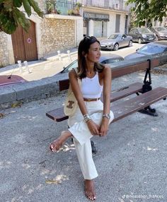 London Outfit Summer, Greece Outfit Ideas, Brunch Outfit Summer, Vacation Outfit Summer, Outfit Europe, European Fashion Summer, Trip Outfits