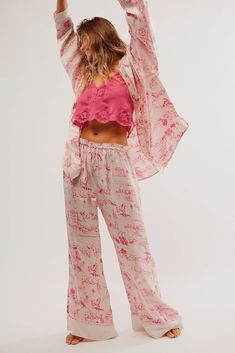 Floral Pajama Set, Shirt Collar Styles, Floral Pajamas, Satin Pajamas, Silk Pajamas, Baggy Pant, Elastic Waist Pants, Boho Outfits, Nightwear