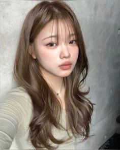 Ash Brown On Asian Hair, Asian Dyed Brown Hair, Hair Colors For Pale Neutral Skin, Asian Hair Colour Brown, Milk Boba Hair Color, Korean Hair Color Milk Tea Brown, Light Brown Solid Color Hair, Brown Asian Hair Color