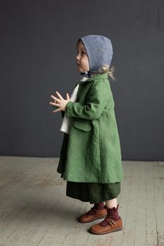 Apple Green Long Coat Kids Linen Coat Different - Etsy Long Green Coat, Kids Linen, Linen Pinafore, Kids Jackets, Linen Coat, Knitted Baby Cardigan, White Linen Shirt, Baby Coat, Classic Coat