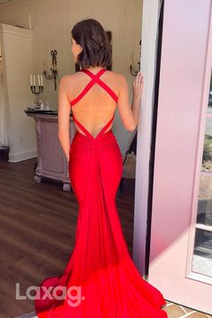 Red Prom Dresses Open Back, Tight Red Prom Dress, Bright Red Prom Dress, Red Mermaid Prom Dress, Chiffon Wedding Dress Beach, Red Prom Dress Long, Formal Prom Dresses Long, Long Fitted Dresses, Mermaid Style Dress