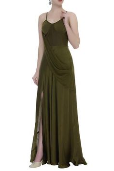 Green flared gown with high- slit and front drape. 
Components: 1
Neckline:V neck  
Sleeve Length: Sleeveless 
Front drape  
Noodle straps  
High slit  


 - Aza Fashions Green Evening Gowns, Drape Gowns, Ever Pretty, Green Gown, Ladies Gown, Flowing Skirt, Gowns Online, Fitted Bodice, Special Occasion Dresses