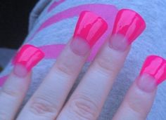 Crazy Pictures, Bad Nails, Duck Feet, Wall Nails, Duck Nails, Diy Acrylic Nails, Nail Pictures, Pictures Funny, Nail Polish Designs