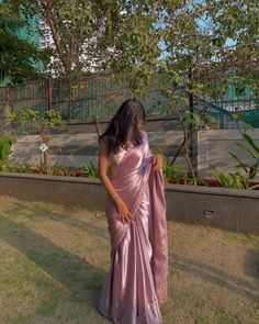 Sarees For Farewell Party In College, Sarees For Teens, College Farewell Saree Ideas, Saree Look Modern, Satin Saree Look, Saree For Girls Farewell, Modern Saree Look, Farewell Sarees For Teens, Farewell Sarees Colleges