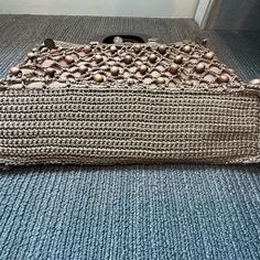 Crochet Sak Bag In Excellent New Condition. Brown Shoulder Bag With Top Carry Handle, Beige Bag With Braided Handles For Fashion, Beige Bags With Braided Handles, Brown Crochet Shoulder Bag With Top Handle, The Sak Los Feliz Tote, The Sak Crochet Bag, Beige Vintage Crochet Bags, The Sak Handbags, The Sak