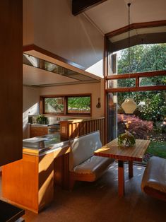 A Stellar Work of Midcentury Modern Architecture Is Up For Sale in New Zealand - Dwell Midcentury Modern Color Palette, Modernist House, Mid Century Architecture, Mid Century House, Mid Century Modern Style, Christchurch, Mid Century Modern Design, Mid Century Style, Modern House Exterior