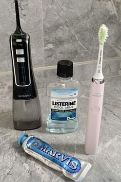 Oral Hygiene Aesthetic, Listerine Cool Mint, Shower Skin Care, Healthy Skin Tips, Bath And Body Care, Teeth Care, Oral Health Care, Body Skin Care Routine, Personal Hygiene