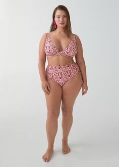 High-waisted floral bikini bottom - Women | Mango USA Plus Size Bikinis, Mango Outlet, Denim Trends, Total Look, Plus Size Swimwear, Swimwear Collection, Classic Design, High Waist, Mango