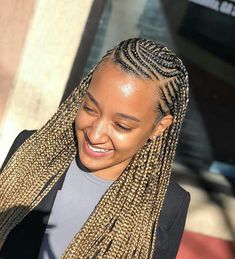 1,882 Likes, 8 Comments - Top African Hairstyles (@ghanaianhairstyles) on Instagram: “Half cornrows.... Half box braids @slayedbyqueenbenz 💛 #feedinbraids . . . #follow…” Half Box Braids, Half Cornrows Half Box Braids, Try On Hairstyles, Hair Twist Styles