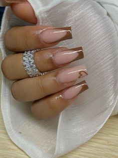 There's a new beauty trend taking over Instagram and it's absolutely stunning. Say hello to "quartz nails". French Nails For Birthday, Nail Inspo Acrylic Brown, Brown Cute Nail Designs, Nail Idea For Fall, Brown Acrylic French Tips, Nail Ideas Brown French Tip, French Fall Nail Designs, Brown French Tip Nail Designs, Nails Ideas Fall 2024