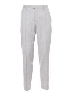 Elegant gray trousers for men, normal fit, welt pockets, belt loops, zip and button, lapels. Gray Flat Front Pants For Business Casual, Classic Gray Dress Pants With Pockets, Gray Business Dress Pants With Pockets, Business Gray Dress Pants With Pockets, Classic Gray Pants, Classic Gray Pants With Pressed Crease, Gray Tapered Leg Dress Pants With Welt Pockets, Tailored Gray Pants With Belt Loops, Gray Dress Pants With Tapered Leg And Welt Pockets