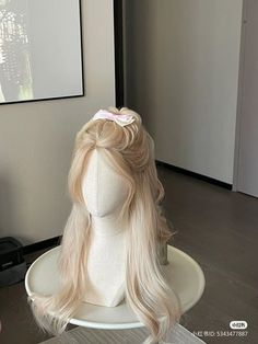 Silky Hair Blonde, Douyin Hair, Idol Hairstyle, Wigs Cute, Cute Hairstyles Easy, Hairstyle Cute, Glass Hair, Hairstyles Aesthetic