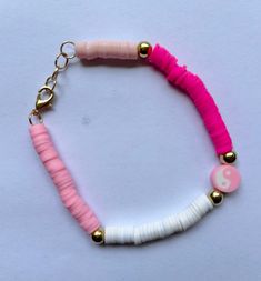 Stay peacefully pink with the cool anklet. Cheap Pink Round Bead Anklets, Clay Anklet, Anklets Design, Beads Anklet, Bracelet Stuff, Clay Bracelets, Anklet Designs, Rave Accessories, Diy Jewelry Unique