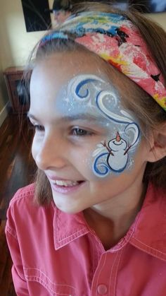 Winter Wonderland Face Paint, Festive Face Paint, Winter Face Paint Ideas, Snowman Makeup Face, Christmas Face Painting Easy Cheek Art, Winter Face Painting Ideas For Kids, Holiday Face Painting, Christmas Tree Face Paint, Xmas Face Painting