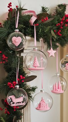 Be inspired by 10 creative pink Christmas decor ideas to make your holidays unique and unforgettable this year. Holiday Celebration, Pink Christmas, How To Style, Be Inspired