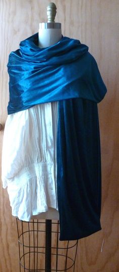 DarkTeal blue Velvet shawl/3 available sizes/ Free shipping Velvet Shawl, Velvet Scarf, Fashion Couture, Drape Sleeves, Shawl Pins, Chic Me, Rust Color, Blue Velvet, Costume Design