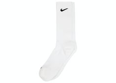 Check out the Nike Everyday Plus Cushioned Crew Socks (6 Pairs) White available on @StockX White Nike Socks, Nike Streetwear, Cute Nike Outfits, Nike Socks, Better Style, Cute Nikes, Black Thread, Hot Sneakers, White Sock