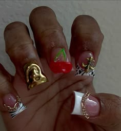 Fun Short Acrylic Nails, Stud Nails Designs, Cutesy Nails, Fye Nails, Junk Nails, Girly Acrylic, Duck Nails