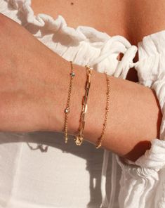 Brighten up your everyday stack with this delicate, gold-filled bracelet. Built to last, this tarnish-resistant bracelet won't lose its gold over time, guaranteeing your look is always polished! • Single Satellite Bracelet• Gold Filled• Chain Length Options: 5"-8"• Bracelet has the option to add a 1" extender to make adjustable Satellite Bracelet, Everyday Gold Jewelry, Everyday Jewelry Gold, Paperclip Bracelet, Everyday Wear Jewelry, Body Sweat, Bracelet Stacks, Normal Body, Steel Gifts