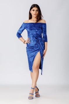 This open shoulder dress pattern is ultra flattering and very comfy for you to wear everywhere. Every time you want to turn heads just step up in this piece. Stretchy velvet/fabric creates an off-the-shoulder neckline, a darted bodice, and long sleeves. High waist sits above a tulip skirt that boasts an asymmetrical overlay that lends a faux wrap look. PATTERN INCLUDES Sizes EU: 34, 36, 38, 40, 42, 44, 46 Each pack includes also:Step-By-Step sewing instructions in EnglishHow much fabric you need Off Shoulder Dress Pattern, Bodycon Dress Sewing Pattern, Tight Dress Short, Shoulder Dress Pattern, Open Shoulder Dress, Sewing Instructions, Tulip Skirt, Dress Sewing Pattern, Type Design