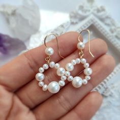 AERIN 💜 Freshwater Pearl Dangle Earrings, 14K Gold Filled, Wedding Jewelry for Brides, Bridal Shower Gift, Gift For Her 💜 • Handmade with natural freshwater pearls. Choices of 14K Gold filled & Sterling Silver • Casual elegant pearl earrings that are perfect for both your big day & everyday wear. A cute treat for yourself and a lovely gift for her ✨ • These earrings won’t tarnish. Gold-filled and sterling silver are known for their lasting quality. These earrings will last for decades and are Freshwater Pearl Jewelry Handmade, Diy Wedding Earrings, Diy Earrings Materials, Handmade Pearl Jewelry, Diy Jewelry Set, Gold Bead Earrings, Hoop Dangle Earrings, Freshwater Pearl Jewelry, Pearl Dangle Earrings