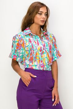 • SKU: T5123• S-M-L• Hand wash only• The Rainbow Collar Crop Top boasts a distinctive collar design, along with its cropped length and short sleeves, which contribute an element of elegance and adaptability to the garment.• Made from high-quality materials, this eye-catching blouse offers a comfortable fit and is suitable for various occasions. Chic Retro Print Tops For Summer, Bold Short Sleeve Summer Tops, Collar Designs, Crop Top, Comfort Fit, Short Sleeves, Collar, Crop Tops, Rainbow