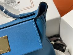 Mini2424 in stock, size 21, just the right size, trendy and practical High-end Blue Tote Bag, High-end Blue Bag With Double Handle, High-end Blue Bag With Detachable Handle, High-end Blue Tote Shoulder Bag, High-end Blue Tote Satchel, High-end Blue Bags For Shopping, High-end Blue Satchel Shoulder Bag, High-end Blue Satchel For Everyday Use, High-end Blue Satchel For Everyday