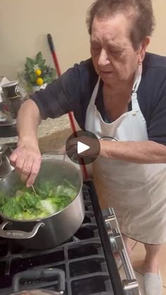 19K views · 549 reactions | Nonna Pia's Escarole and Beans! #escaroleandbeans #nonnapia #MadeWithLove #italianfood #homecooking #homemadepasta #viral #italian #cooking #recipes #fb #reels #fypシ゚viralシ2024fyp | Italian Recipes by nonna pia