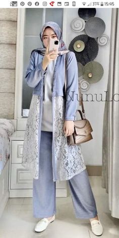 Kebaya Modern Hijab Bridesmaid, Hijab Bridesmaid, Tunik Modern, Moslem Fashion, Model Gamis, Hijab Designs, Kebaya Dress, Modern Hijab, Mode Abaya