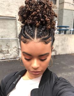 Natural Hair Transitioning, Makeup Tip, Transitioning Hairstyles, Natural Hair Styles Easy, Penteado Cabelo Curto, Hairstyles For Black Women, American Woman, Curly Hairstyles, Natural Hair Care