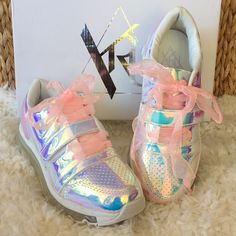 These Are A Sample Sale Of The Yru Aiire Atlantis Holographic Sneakers With Pink Taffeta Laces. These Do Not Have Lights. Half Sizes Please Size Up!! A Few In Each Size At A Close Out Special Price. Brand New In Box.... Trendy Iridescent Lace-up Sneakers, Trendy Skate Shoes With Translucent Outsole, Casual Iridescent Sneakers With Round Toe, Trendy Iridescent Low-top Sneakers, Iridescent Lace-up Sporty Sneakers, Iridescent Synthetic Round Toe Sneakers, Holographic Sneakers, Yru Shoes, Sample Sale