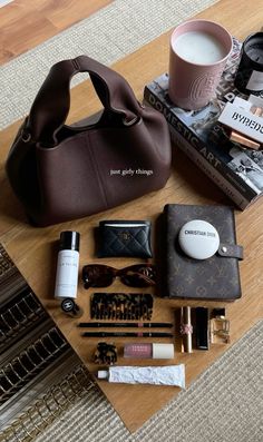 Back To University, Mia 3, What In My Bag, Instagram Feed Ideas