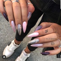 Stiletto Nail Art, Different Nail Designs, Nail Jewels, Nails Desing, Creative Nails